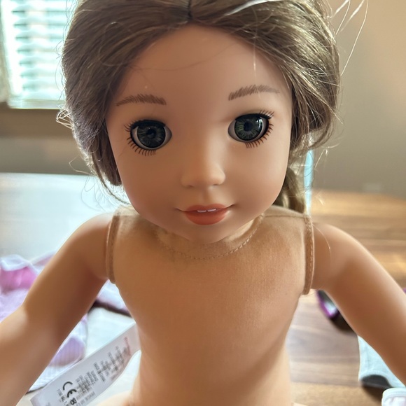 AMERICAN GIRL DOLL + OUTFITS & ACCESSORIES EUC - Picture 6 of 9